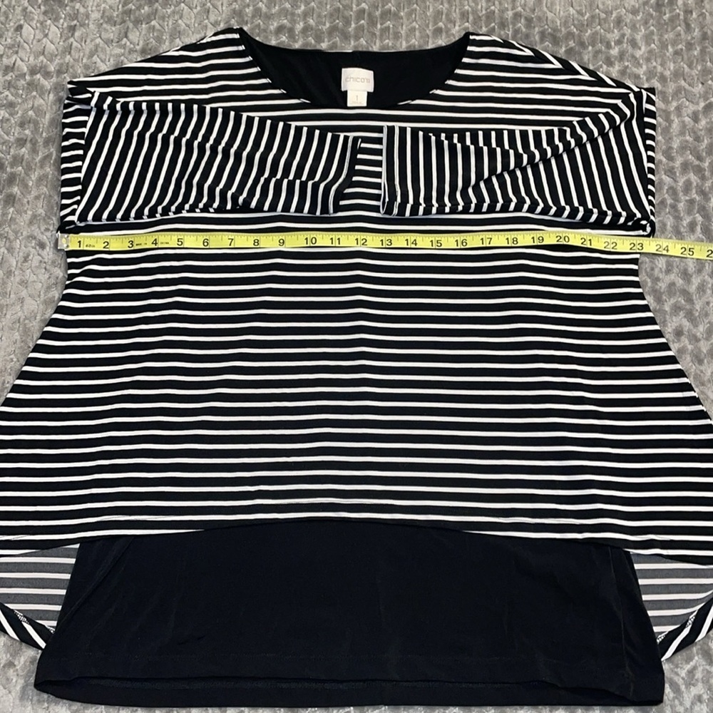 Chico’s Size 1/Medium Layered Black and White Shirt. 3/4 Sleeve. - Picture 9 of 11